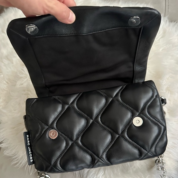 Marc Jacobs Quilted Smooth Leather Shoulder Crossbody Bag Black - Picture 6 of 15